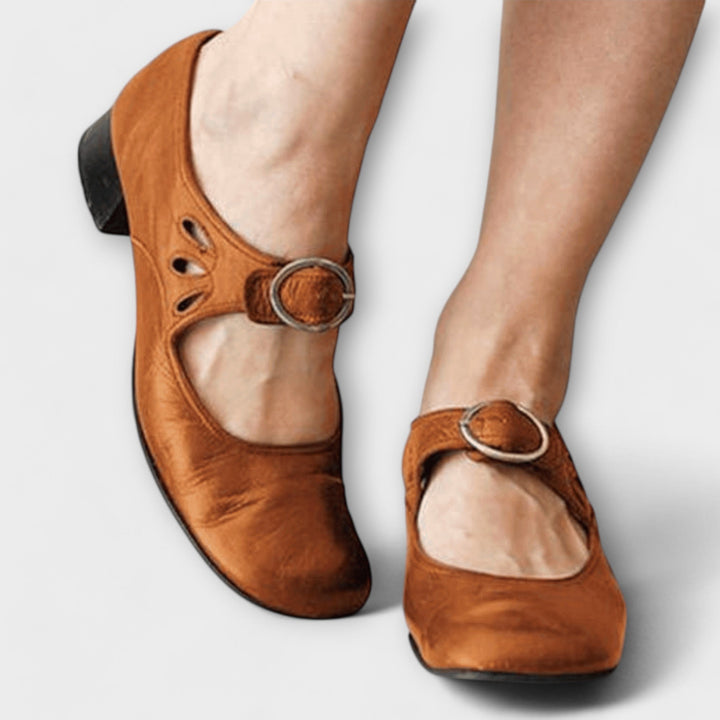 Lorene – Buty Mary Jane z Ozdobną Klamrą