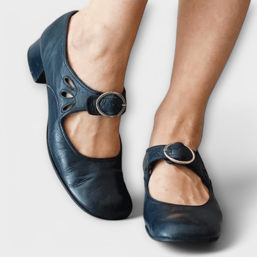 Lorene – Buty Mary Jane z Ozdobną Klamrą