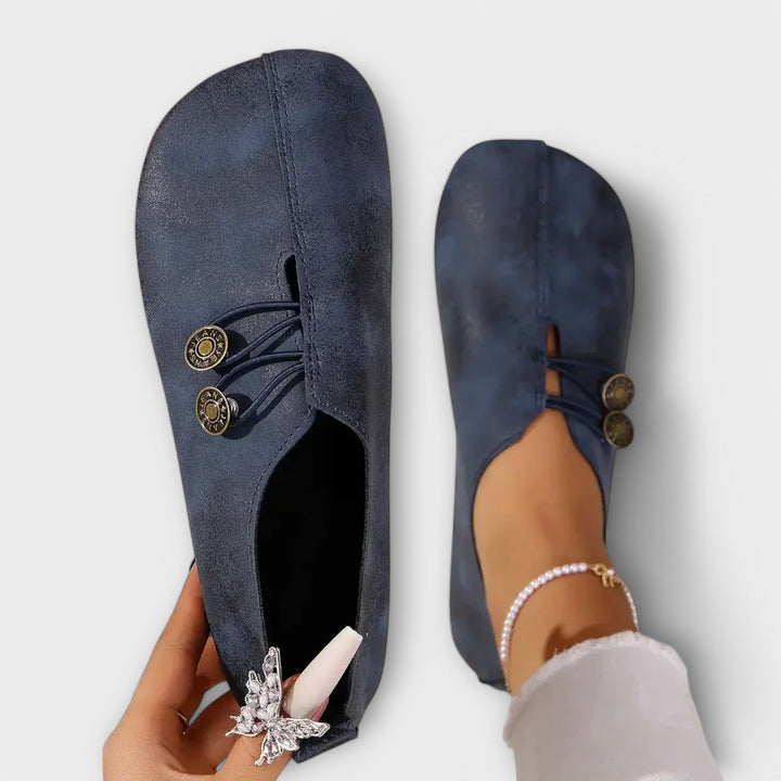 Noeva – Buty z Retro Akcentem