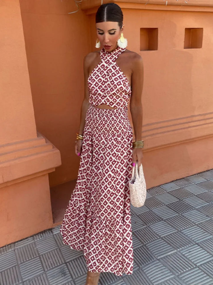 Mickay™ | Elegancka, drapowana midi sukienka z odkrytymi ramionami