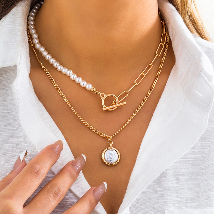 Clara – Layered Necklace with Artificial Pearls
