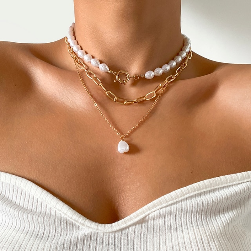 Clara – Layered Necklace with Artificial Pearls