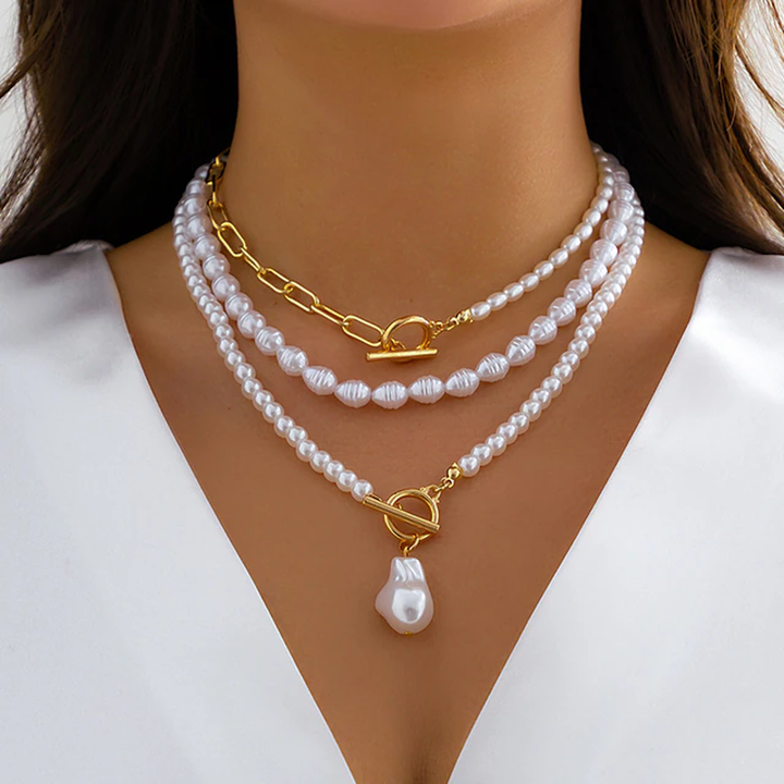 Clara – Layered Necklace with Artificial Pearls