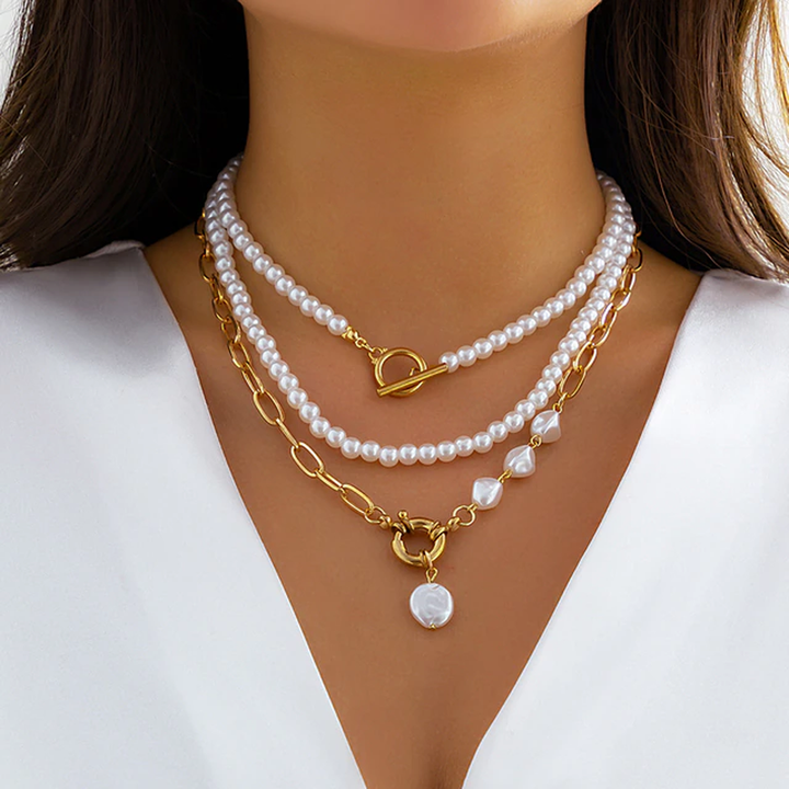 Clara – Layered Necklace with Artificial Pearls