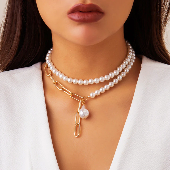 Clara – Layered Necklace with Artificial Pearls